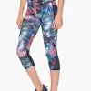 Desigual Sport Legging "3/4 Capri Atlantis 18SONK05" 2 Desigual Sport Legging "3/4 Capri Atlantis 18SONK05" -Fashion Clothing Line Store 18SONK05 5012 F