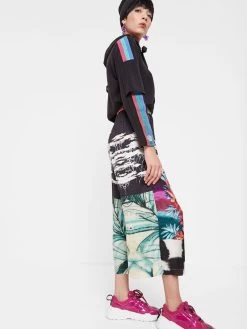 Desigual Floral Pants "Tripoli" 8 Desigual Floral Pants "Tripoli" -Fashion Clothing Line Store 20SWPW36 9019 Desigual Summer Pants Culottes of oriental floral Tripoli 2