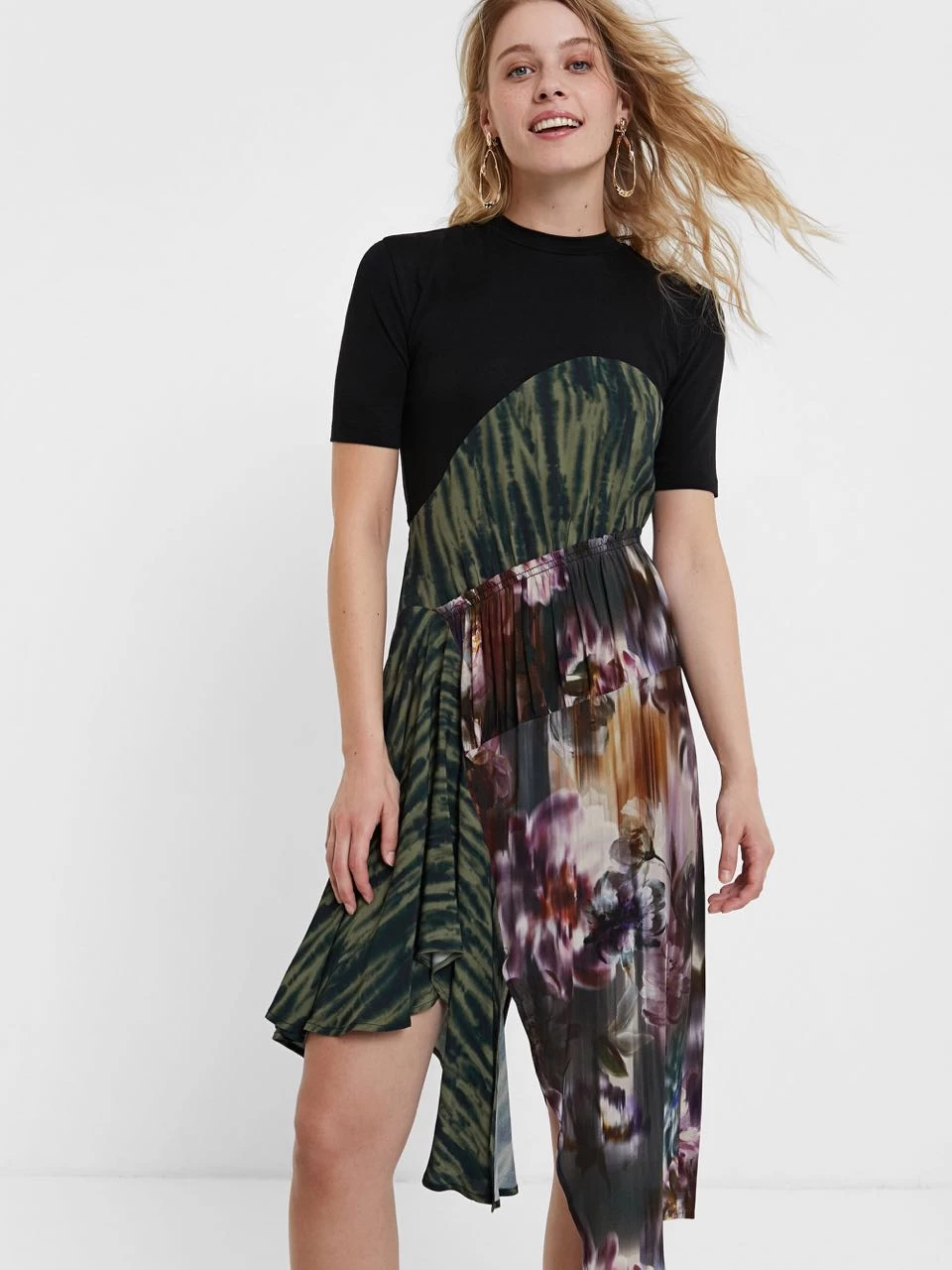 Desigual Asymmetric Patch Dress "Taipei" 7 Desigual Asymmetric Patch Dress "Taipei" - Image 5