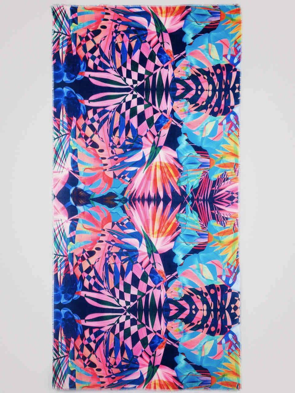 Desigual Arty Foulard "Virtual Pink Rectangle" (2 Colours) 5 Desigual Arty Foulard "Virtual Pink Rectangle" (2 Colours) - Image 3