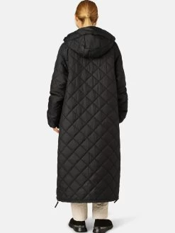 Ilse Jacobsen Padded Coat Aerial01 (Black) 7 Ilse Jacobsen Padded Coat Aerial01 (Black) -Fashion Clothing Line Store AERIAL01 Ilse Jacobsen Long Padded Coat with Hood Black