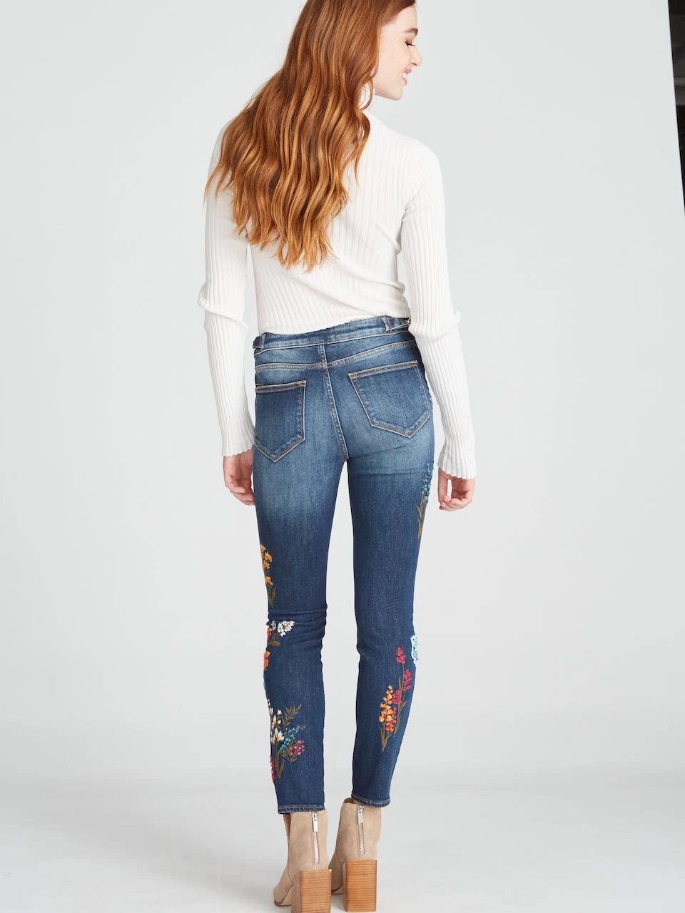 Driftwood High Rise Jeans "Jackie" (DW-P41096A) 4 Driftwood High Rise Jeans "Jackie" (DW-P41096A) - Image 2