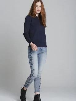 Driftwood Skinny Jeans "Jackie" (DW-40182A) 8 Driftwood Skinny Jeans "Jackie" (DW-40182A) -Fashion Clothing Line Store Driftwood Jeans Jackie Skinny Blue Bell 1