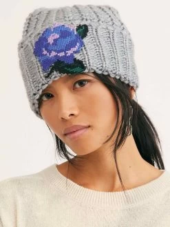 Free People "Everything Rosy Beanie" (2 Colours)