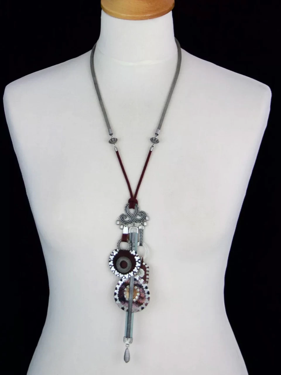 Ayala Bar Necklace H3363 5 Ayala Bar Necklace H3363 - Image 3