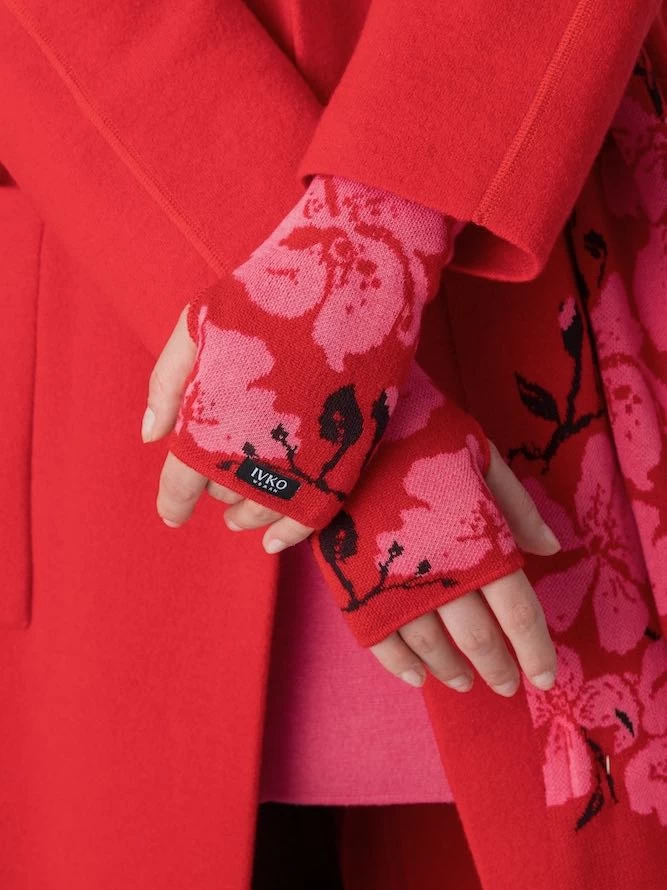 IVKO Wrist Warmers Orchid Motive 232589 (2 Colours) 4 IVKO Wrist Warmers Orchid Motive 232589 (2 Colours) - Image 2