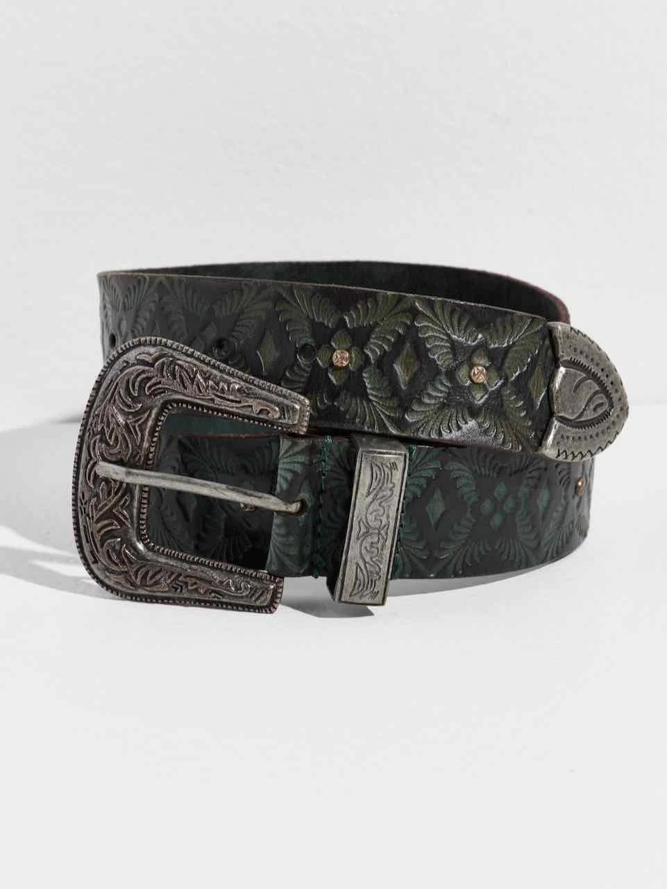Free People "Outlaw Embossed Leather Belt" (2 Colours) 3 Free People "Outlaw Embossed Leather Belt" (2 Colours)